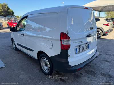 Ford Transit Courier Transit Courier 1.5 TDCi 75CV Van Entry Bianco usata Mesagne