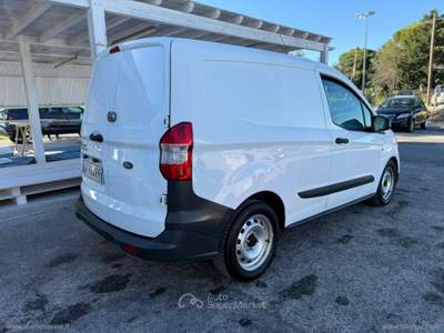 Ford Transit Courier Transit Courier 1.5 TDCi 75CV Van Entry Bianco usata Mesagne
