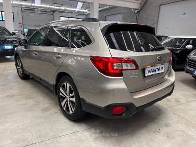 Subaru Outback Outback 2.5i Lineartronic Premium usata Verona