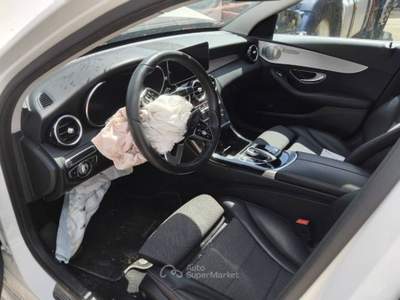 Mercedes-Benz Classe C premium AMG Bianco usata Capri