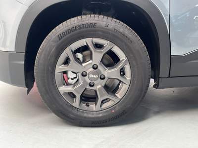 Jeep Avenger 1.2 turbo 100cv longitude Grigio usata Rovigo
