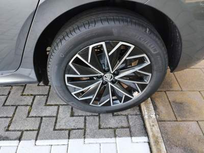 Skoda Kamiq 1.0 tsi Black Dots 95cv Rosso usata Masserano