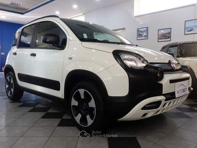 Fiat Panda 1.0 BZ 70 CV FIREFLY HYBRID CITY CROSS Bianco usata Carlentini