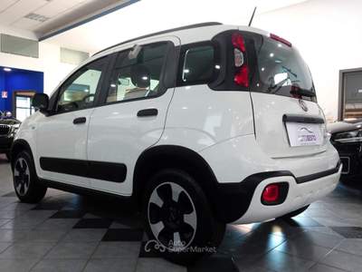 Fiat Panda 1.0 BZ 70 CV FIREFLY HYBRID CITY CROSS Bianco usata Carlentini