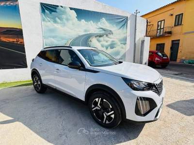Peugeot 2008 1.2 puretech Allure s&s 100cv Bianco usata Olbia
