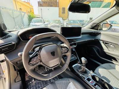 Peugeot 2008 1.2 puretech Allure s&s 100cv Bianco usata Olbia