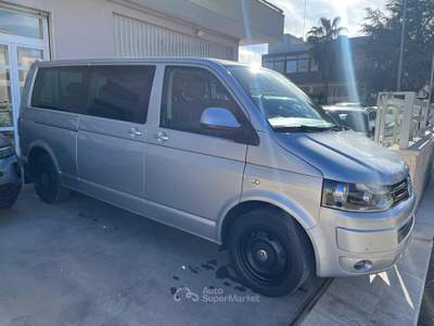 Volkswagen Transporter Caravelle 2.0 BiTDI 180CV 4 Motion PC Comfortline Grigio usata Castellana Grotte