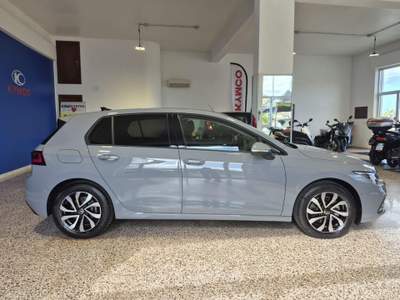Volkswagen Golf 2.0 TDI 150 CV DSG SCR Life Grigio usata Brolo