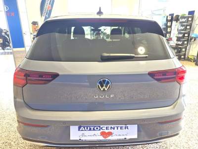 Volkswagen Golf 2.0 TDI 150 CV DSG SCR Life Grigio usata Brolo