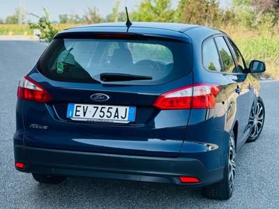 Ford Focus . Blu/Azzurro usata Cremona