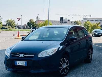 Ford Focus . Blu/Azzurro usata Cremona