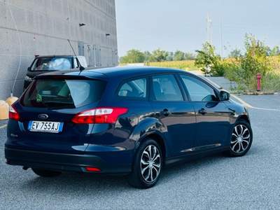 Ford Focus . Blu/Azzurro usata Cremona