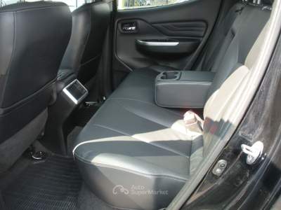 Mitsubishi L200 pick-up Nero usata Frosinone