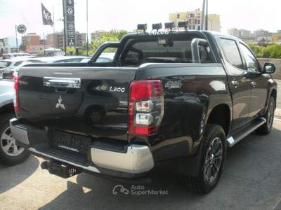 Mitsubishi L200 pick-up Nero usata Frosinone