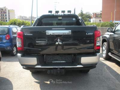 Mitsubishi L200 pick-up Nero usata Frosinone