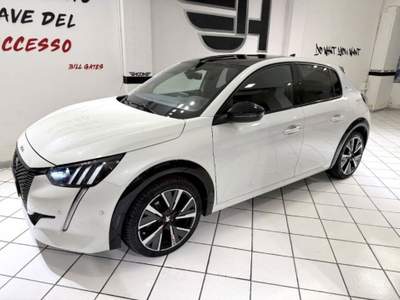 Peugeot 208 1.5 bluehdi GT Pack s&s 100cv Bianco usata Viterbo