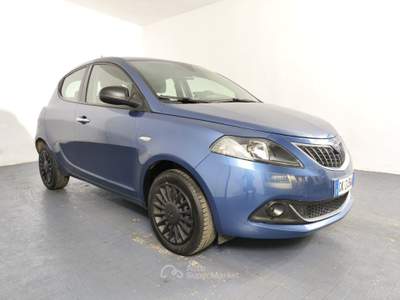 Lancia Ypsilon 1.0 FireFly 5 porte S&S Hybrid Ecochic Silver Blu/Azzurro usata Paderno Dugnano