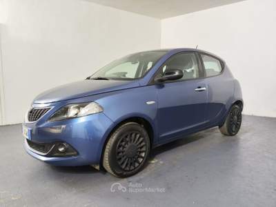 Lancia Ypsilon 1.0 FireFly 5 porte S&S Hybrid Ecochic Silver Blu/Azzurro usata Paderno Dugnano