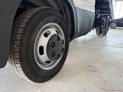 Iveco Daily Daily 35C13 2.3 HPT PL-RG Cab. RIBALTABILE Bianco usata San Michele salentino