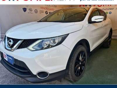 Nissan Qashqai 1.6 dci Business 2wd 130cv xtronic E6 Bianco usata Pompei