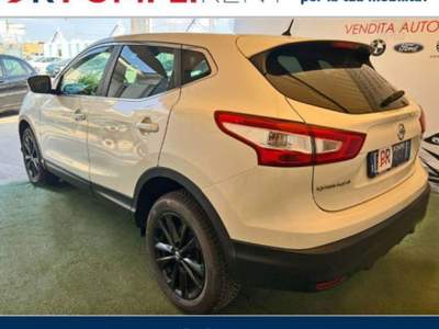 Nissan Qashqai 1.6 dci Business 2wd 130cv xtronic E6 Bianco usata Pompei