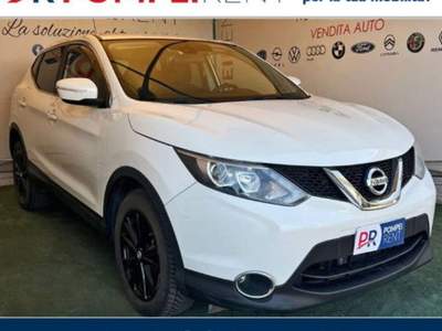Nissan Qashqai 1.6 dci Business 2wd 130cv xtronic E6 Bianco usata Pompei