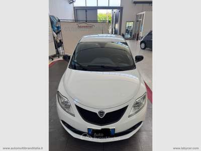 Lancia Ypsilon Ypsilon 1.2 69 CV 5p. GPL Ecochic Gold Bianco usata Venezia