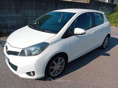 Toyota Yaris Yaris III 2011 5p 1.4 d-4d Active m-mt Bianco usata TRAVAGLIATO