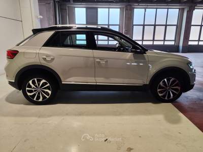 Volkswagen T-Roc 2022 1.0 tsi Life 110cv Bianco usata Monza