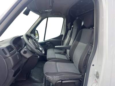Renault Master t33 2.3 dci 135cv l2h2 ice plus Bianco usata Fisciano