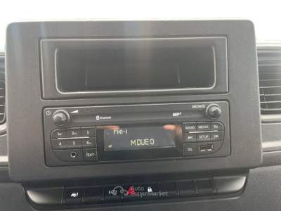 Renault Master t33 2.3 dci 135cv l2h2 ice plus Bianco usata Fisciano