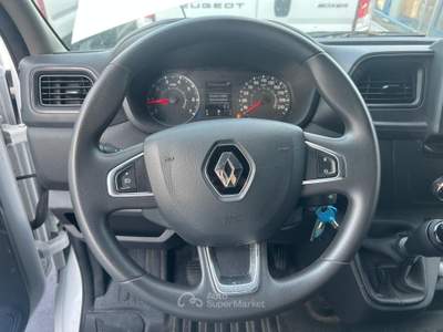 Renault Master t33 2.3 dci 135cv l2h2 ice plus Bianco usata Fisciano