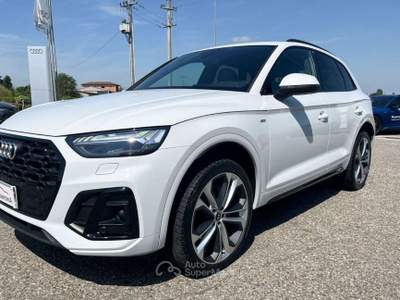 Audi Q5 40 TDI 204 CV quattro S tronic Edition One Bianco usata Paruzzaro