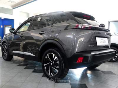 Peugeot 2008 1.2 PureTECH 100 CV ALLURE Grigio usata Carlentini