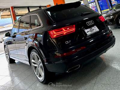 Audi Q7 3.0 tdi quattro 7p. "S-LINE" "GUIDA DX" Nero usata Cividate Camuno
