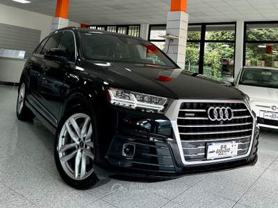 Audi Q7 3.0 tdi quattro 7p. "S-LINE" "GUIDA DX" Nero usata Cividate Camuno
