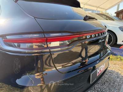 Porsche Macan PARI AL NUOVO Nero usata Ferrara