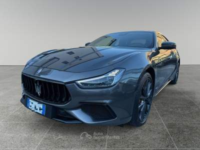 Maserati Ghibli L4 330 CV MHEV Gransport Grigio usata Varedo
