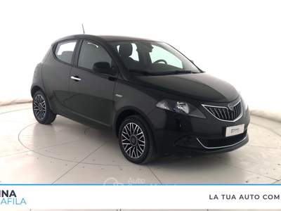 Lancia Ypsilon  - ypsilon 1.0 firefly hybrid platino s&s 70cv Nero usata Marcianise