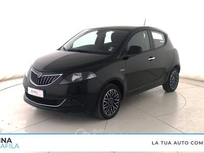 Lancia Ypsilon  - ypsilon 1.0 firefly hybrid platino s&s 70cv Nero usata Marcianise