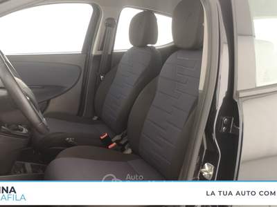Lancia Ypsilon  - ypsilon 1.0 firefly hybrid platino s&s 70cv Nero usata Marcianise