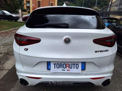 Alfa Romeo Stelvio 2.2 Turbodiesel 210 CV AT8 Q4 Veloce Tì UN. PROP. Bianco usata Varallo