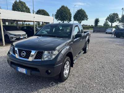 Nissan Navara 2.5 dCI Grigio usata Ponte di Piave
