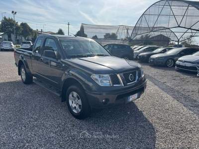 Nissan Navara 2.5 dCI Grigio usata Ponte di Piave