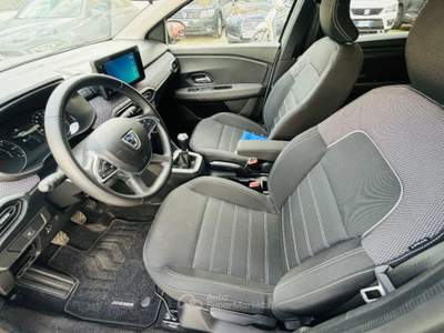 Dacia Jogger Dacia Jogger 1.0 tce Extreme 110cv 7Posti Grigio usata Olbia