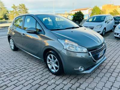 Peugeot 208 PEUGEOT 208 1.4 HDi Beige usata Polesella