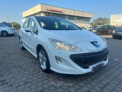 Peugeot 308 HDi 110CV FAP 5p. Sportium Bianco usata Venezia
