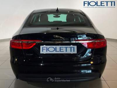 Jaguar XF 2ª SERIE (X260) 2.0 D 163 CV AUT. PRESTIGE Nero usata Manerbio