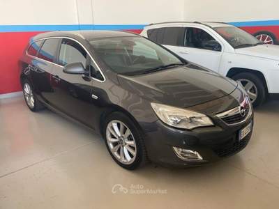 Opel Astra vendesi opel astra 1.7 diesel Grigio usata Bagnolo in Piano