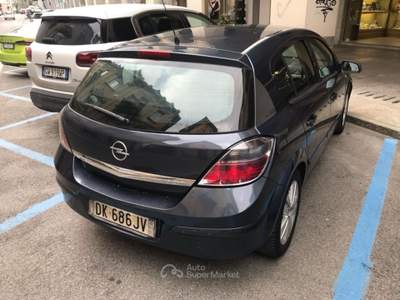 Opel Astra frizione nuova  Grigio usata Pinerolo